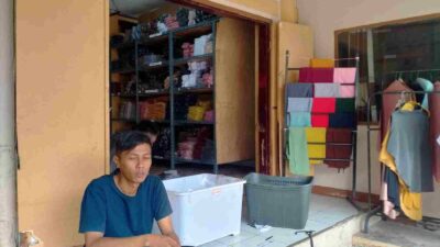Sejak Kecil Bantu Bapak Jualan, Kini Pria 29 Tahun di Sumedang Ini Sukses Jalani Bisnisnya