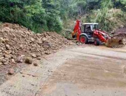 Material Longsor Tutup Jalan di Ciwidey, PT Geo Dipa Energi Lakukan Pembersihan