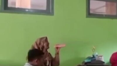 Viral! Guru SMK Bernyanyi Dengan Nada Tinggi Sampai Disebut Saingan Penyanyi Aslinya