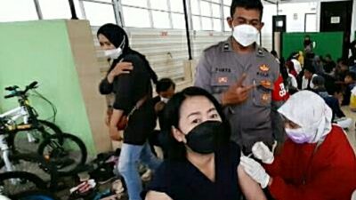Antisipasi Gejala Omicron BA4 dan BA5, Ratusan Warga Baleendah Jalani Vaksinasi