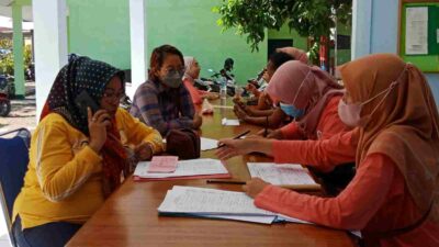 Bantu Ketersediaan Darah di Sumedang, Puluhan Warga Situraja Laksanakan Donor Darah