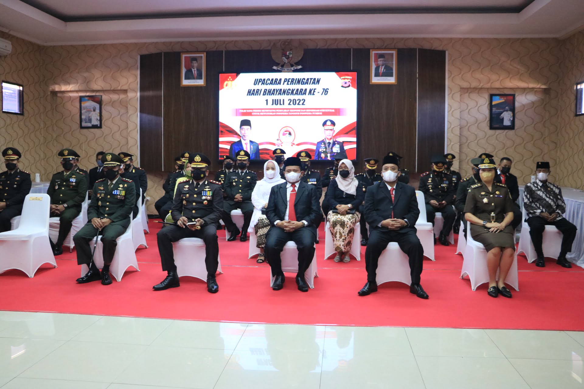 Upacara Hari Bhayangkara ke-76