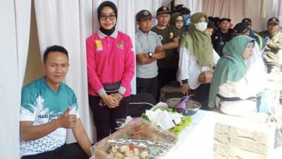 Semarakan HUT Bhayangkara ke-76, Polsek Pacet Adakan Lomba Masak