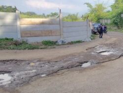 Tak Kunjung Diperbaiki Jalan Penghubung Antar Desa di Sumedang Ini Kerap Memakan Korban