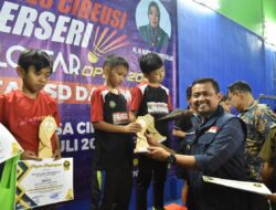 Pemdes Cibeusi Sumedang Gelar Turnamen Bulutangkis Antar Pelajar se-Jabar