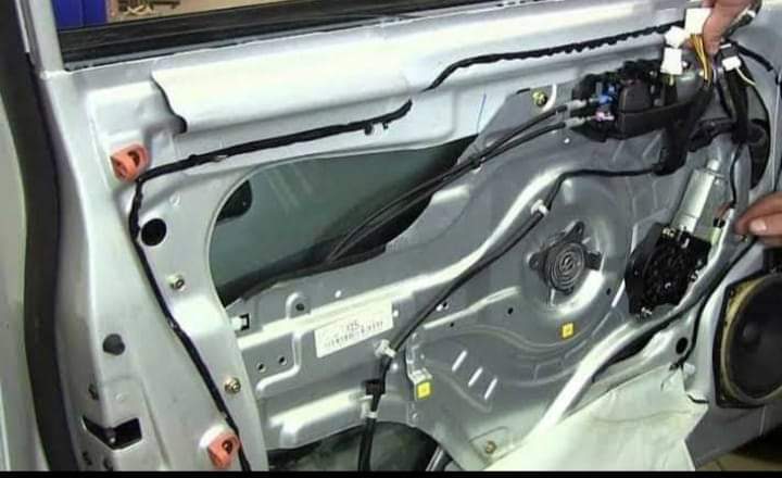 Power Window Macet