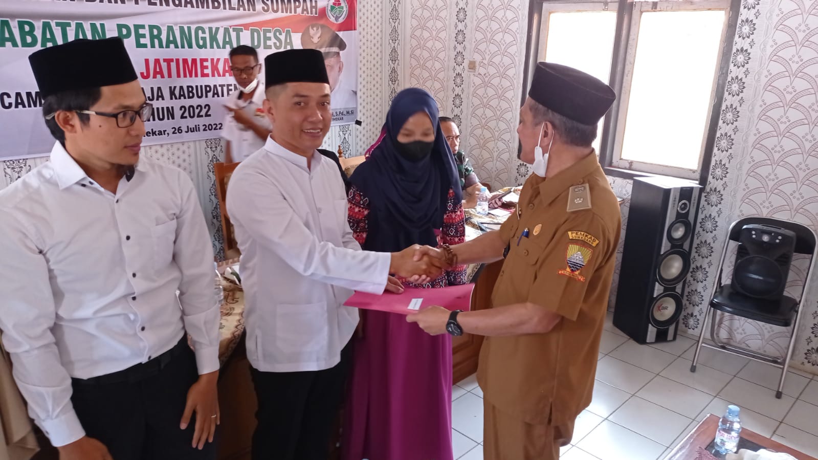 Dua Perangkat Desa Dilantik