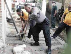 Mantul! Polisi Bantu Bangun Rumah Warga Terdampak Kebakaran di Baleendah