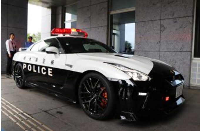 6 Mobil Polisi Paling Mewah