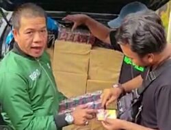Satpol PP Bongkar Puluhan Ribu Batang Rokok Ilegal di Majalaya Bandung