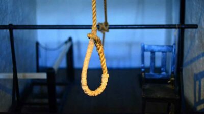 Pria Paruh Baya Tewas Gantung Diri di Kusen Pintu di Pamulihan Sumedang