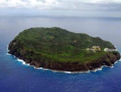 Destinasi Wisata Terisolir di Dunia Terjauh dan Indah