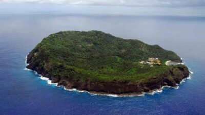 Destinasi Wisata Terisolir di Dunia
