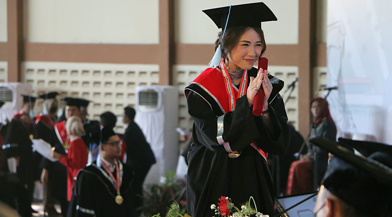 Telkom Kukuhkan 767 Wisudawan