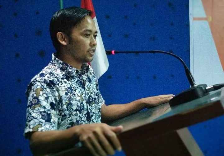 Verifikasi administrasi persyaratan Bacaleg