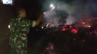 Akibat Puntung Rokok, Kebun Bambu di Cigendel Sumedang Terbakar