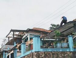 Cimenyan Dilanda Puting Beliung, Polisi Tegaskan Tak Ada Korban Jiwa