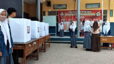 Belajar Demokrasi, Pemilihan Ketua Osis SMA PGRI Parakanmuncang Sumedang Dipilih Secara Langsung