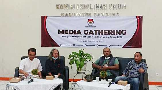 Media Gathering KPU