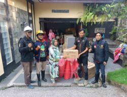 Volunter Gempa Salurkan Bantuan Bagi Korban Kebakaran di Cimanggung Sumedang