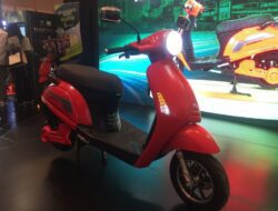 Miliki Tampilan Ala Vespa, Motor Listrik Volta Mandala Rilis di Indonesia