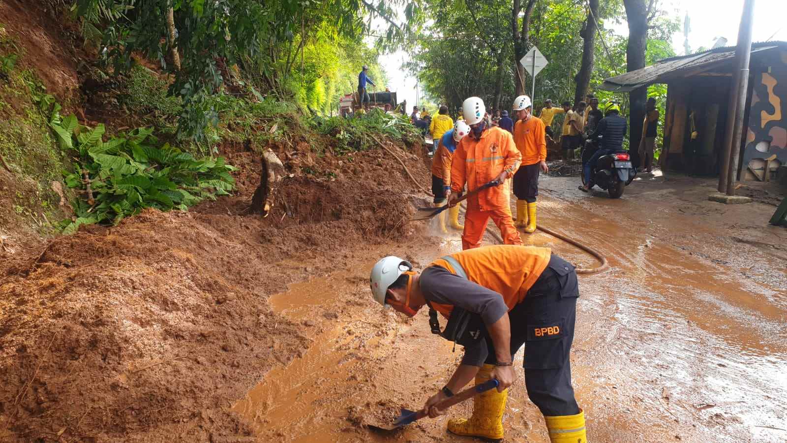 Kejadian Longsor di Sumedang