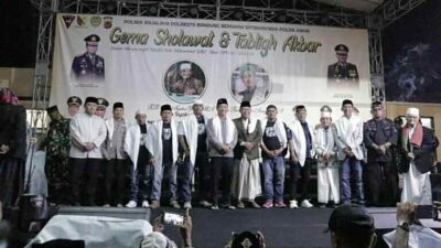 Peringatan Maulid Nabi, Ribuan Warga Tumpah Ruah di Majalaya
