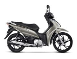 Motor Bebek Honda Revo Mendapat Penyegaran Baru, Berikut Spesifikasinya