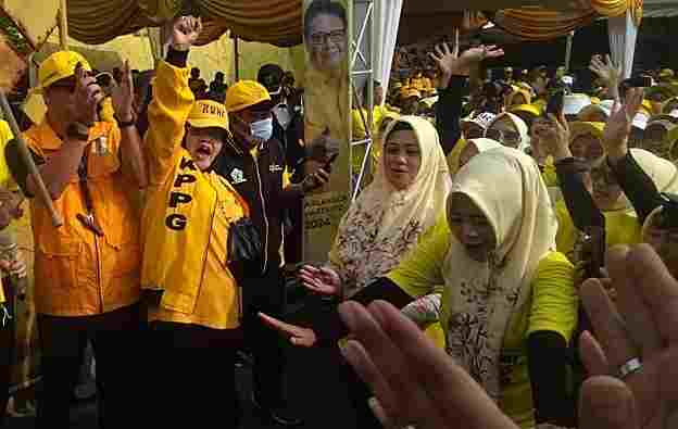 Jalan Sehat HUT Golkar