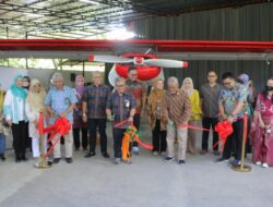 Bantu Kembangkan Riset, Telkom University Terima Hibah Pesawat