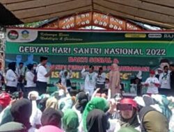 Peringati Hari Santri Nasional 2022, Ribuan Warga Padati Alun-alun Cicalengka