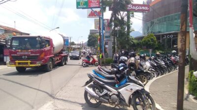 Pengemudi Ojek Online di Jatinangor Sumedang Mulai Kebanjiran Order Muatan dan Goofood