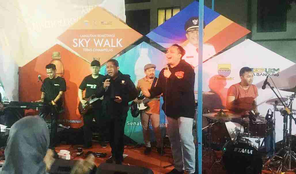 Skywalk Cihampelas
