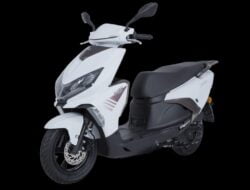 Kymco Jockey 125, Motor Irit Bergaya Sporty dan Aerodinamis