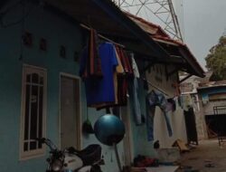 Miris, Pasangan Suami Istri di Sumedang Ini Puluhan Tahun Hidup Dibawah Tiang Sutet