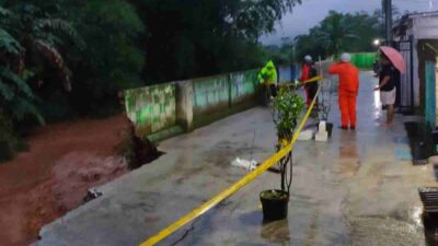 TPT Sungai Longsor