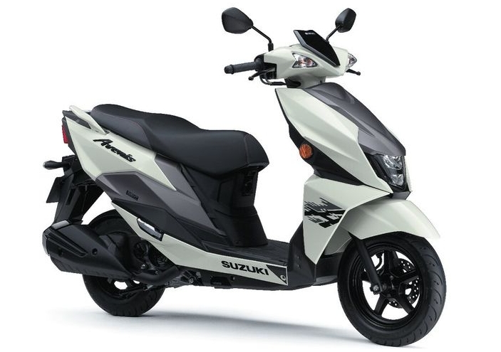 Suzuki Avenis