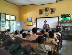Temui Pelajar, Polsek Baleendah Beri Penyuluhan Jauhi Kenakalan Remaja