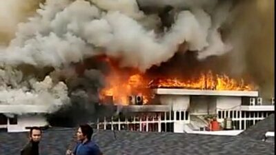 Balai kota Bandung kebakaran