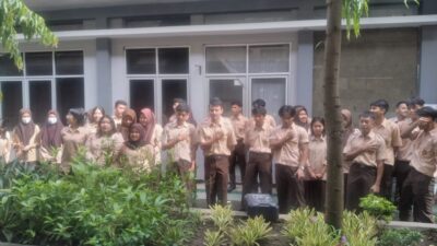 Peringati Hari Pahlawan, Siswa SMAN 1 Sumedang Mengheningkan Cipta Serentak