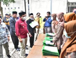 Gratis!! Seratus Satu Pasangan Ikuti Sidang Isbat Nikah