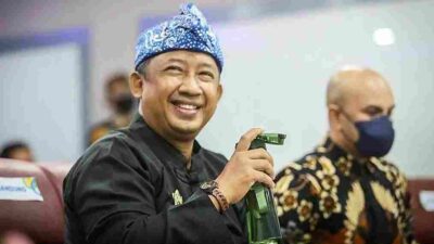 Kasus Covid-19 Naik, Kegiatan Publik di Bandung Bakal Kembali Dibatasi