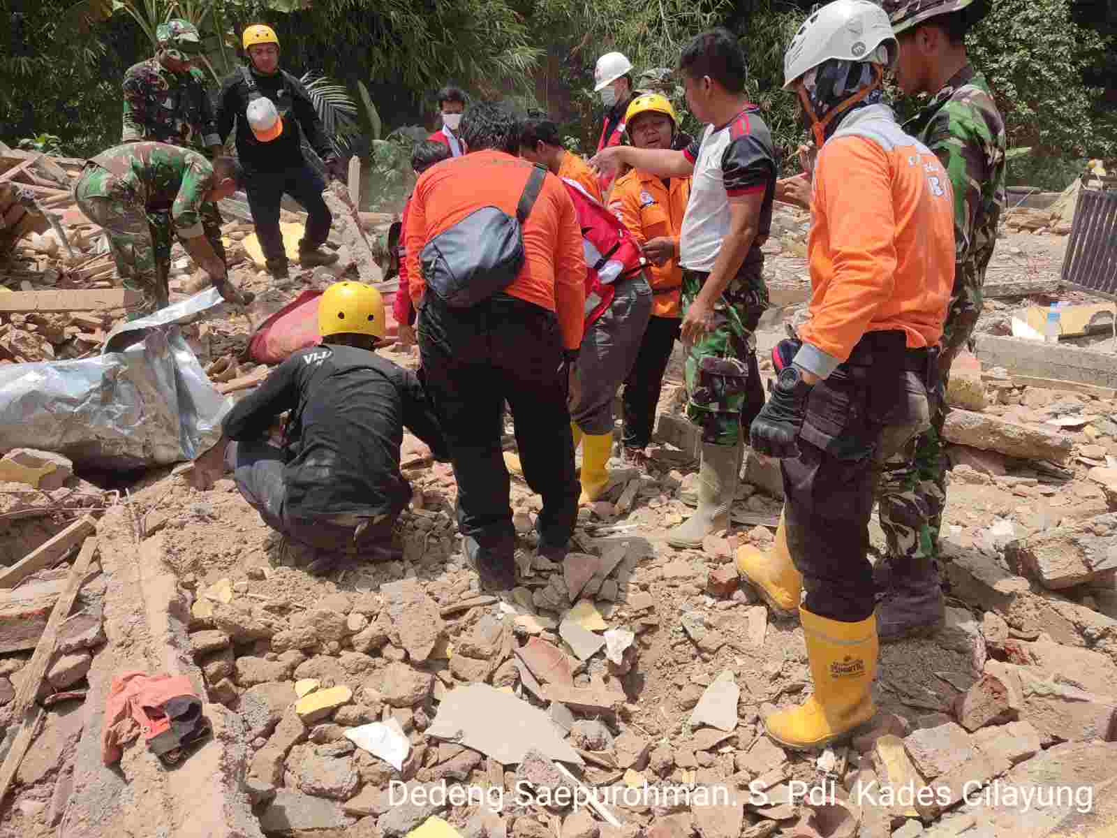BPBD Sumedang Bantu Korban Gempa
