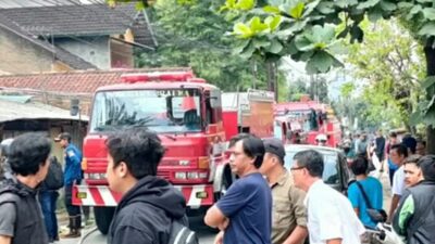 Kebakaran di Arcamanik
