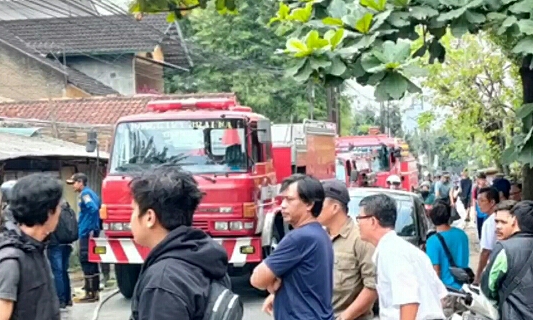 Kebakaran di Arcamanik