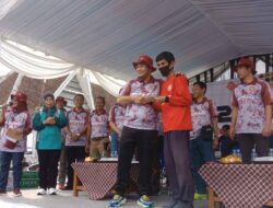 Wabup Sumedang Salurkan Bantuan Kepada Tenaga Pendidik dan Kependidikan