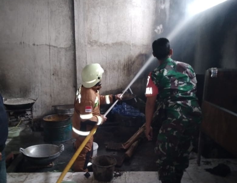 Kebakaran di Tanjungsari