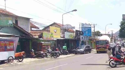 Hukum membangun usaha