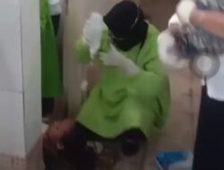 Heboh, Seorang Ibu Melahirkan di Toilet Umum Pasar Sandang Sumedang