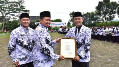 Upacara di PPS Sumedang Tutup Rangkaian Peringatan HGN dan HUT PGRI